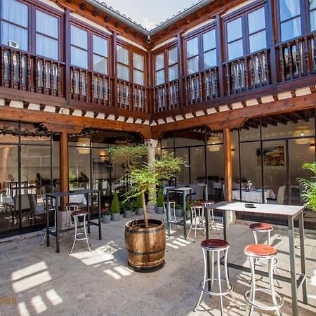 Hotel Casa Palacio Ucles Exterior photo