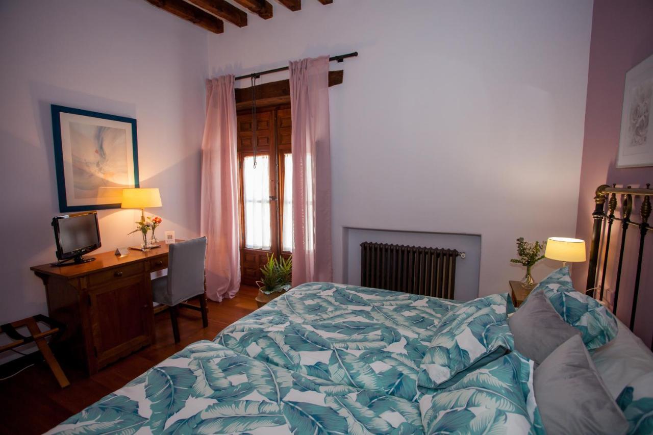Hotel Casa Palacio Ucles Exterior photo